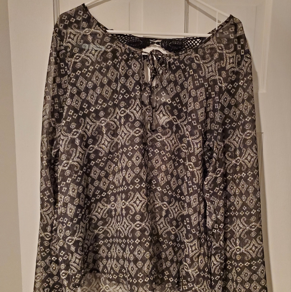 Elegant Black and White Patterned Skirt